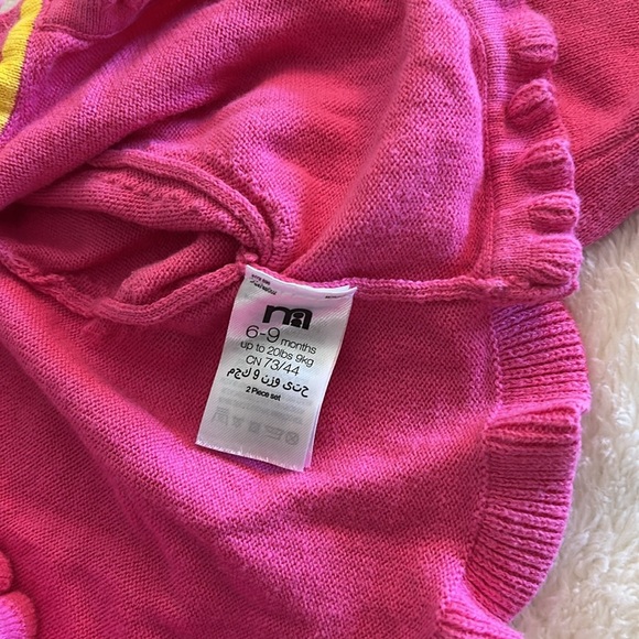 😍Lot of long sleeved shirts and cardigans for girls size 6-9 months. - Picture 10 of 12